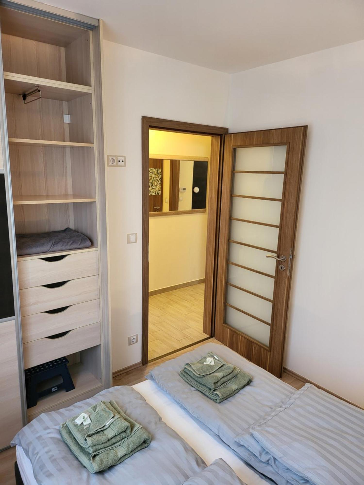 Triangol Apartman: Fuerdo, Belvaros, Egyetem Дьёр Экстерьер фото