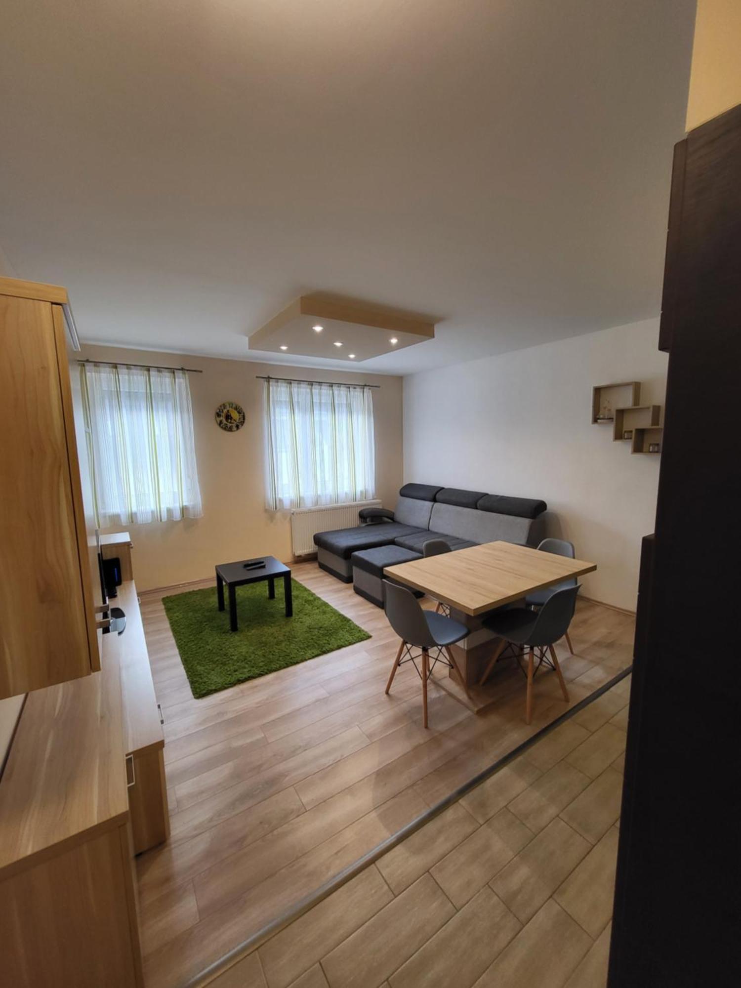 Triangol Apartman: Fuerdo, Belvaros, Egyetem Дьёр Экстерьер фото