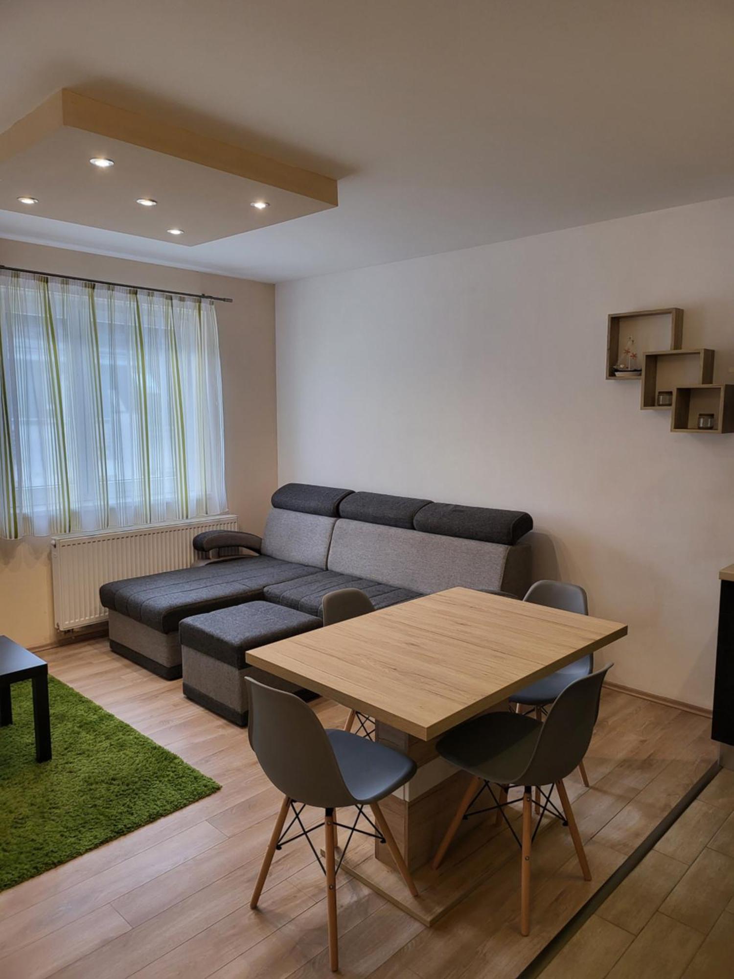 Triangol Apartman: Fuerdo, Belvaros, Egyetem Дьёр Экстерьер фото